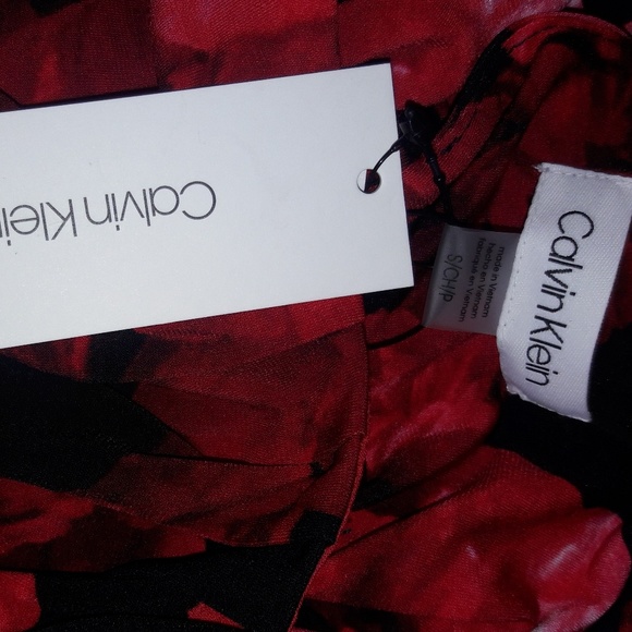 NWT Classy Calvin Klein sleeveless top - Picture 7 of 8